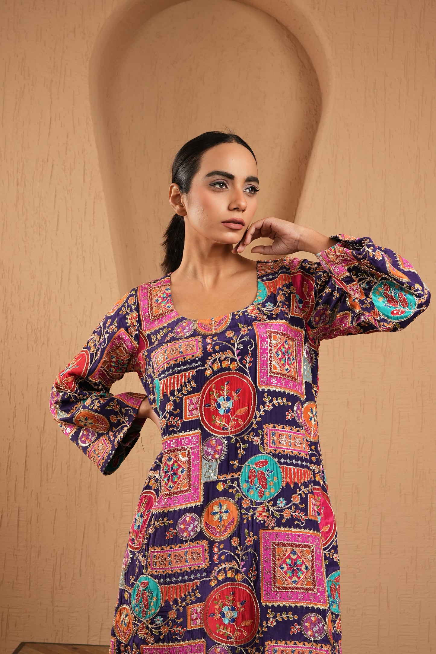 Royal Zari Ensemble Kurta With Pants