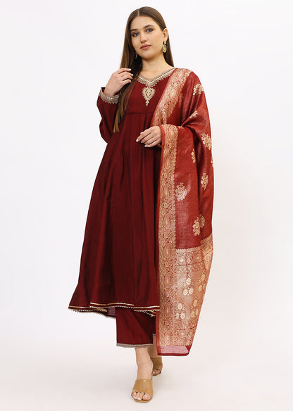 Wine & Gold-Toned Velvet Kurta Set With Dupatta