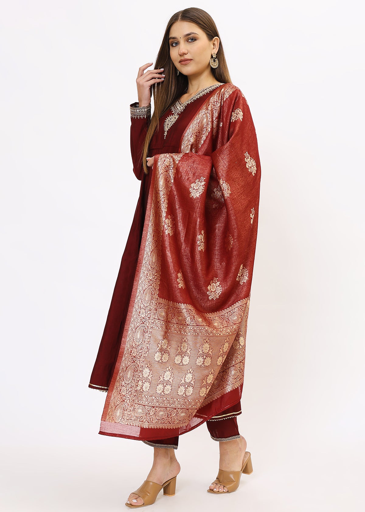 Wine & Gold-Toned Velvet Kurta Set With Dupatta