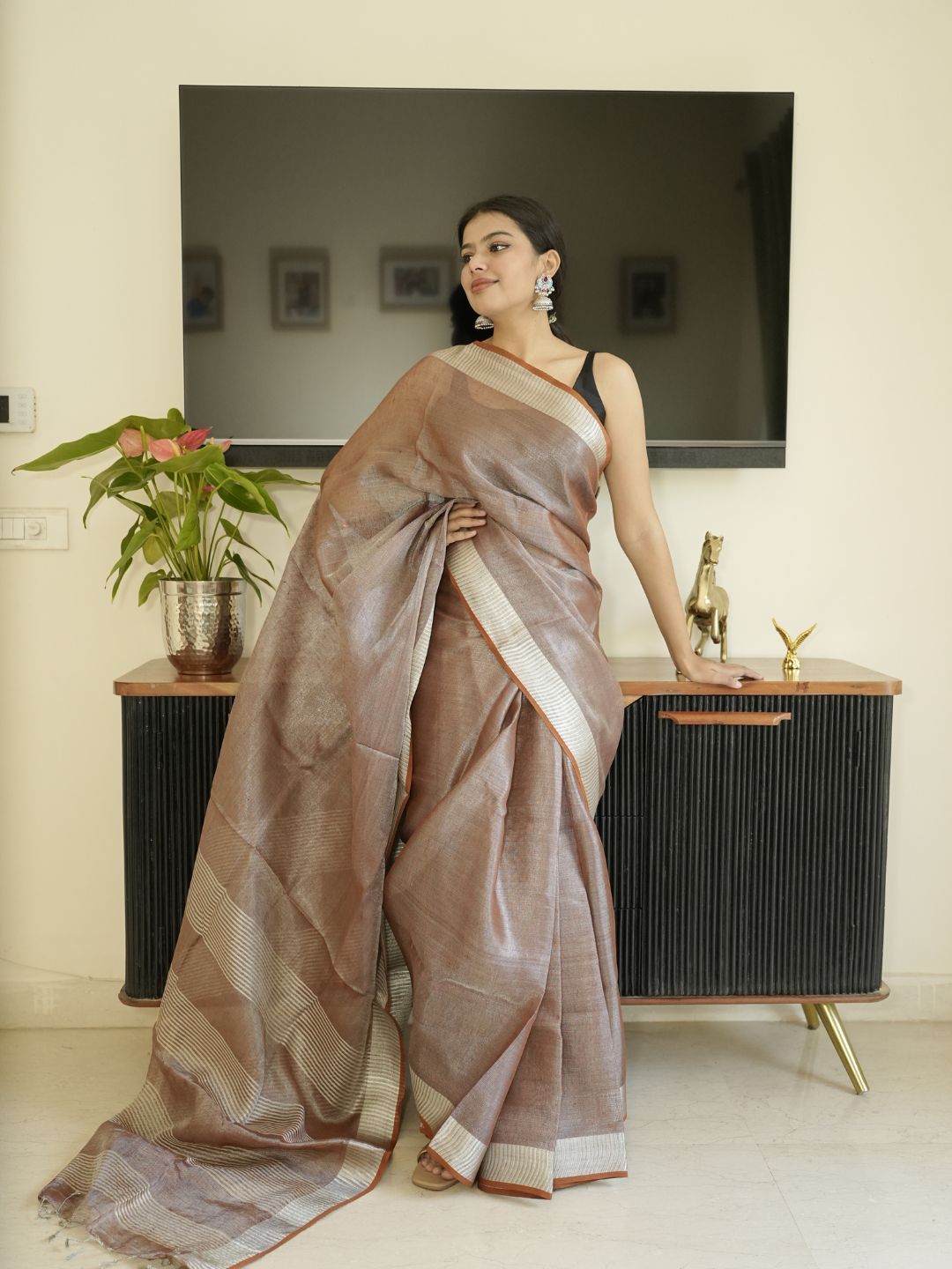 Chocolate Brown Tissue Linen Saree With Zari Border