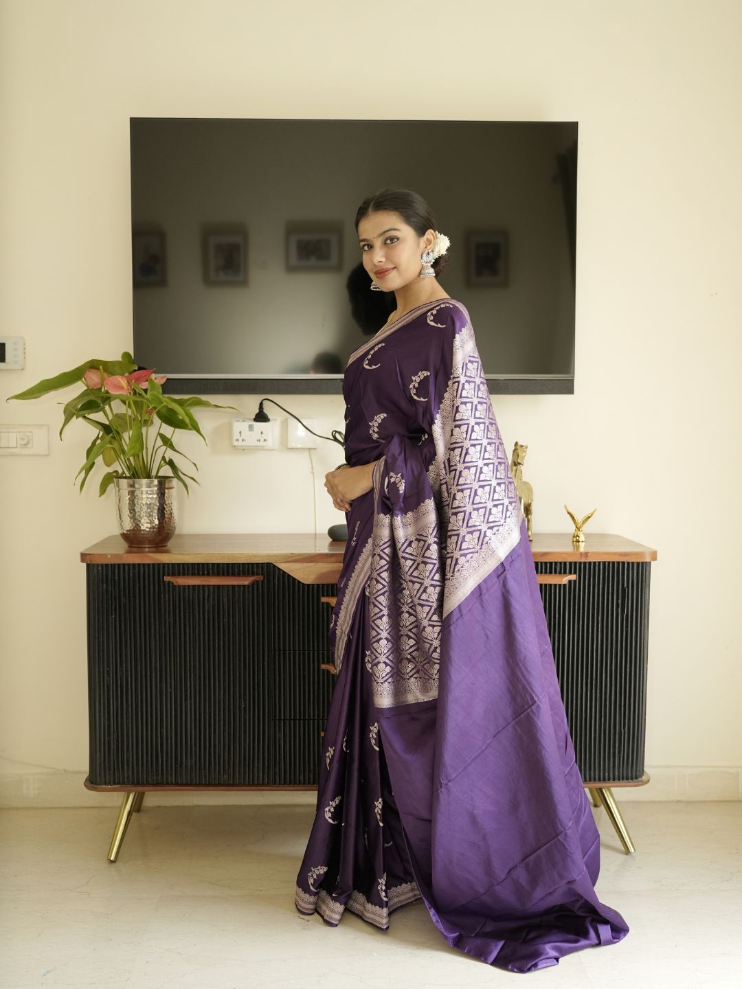 Purple Banarasi Silk Saree With Zari Border
