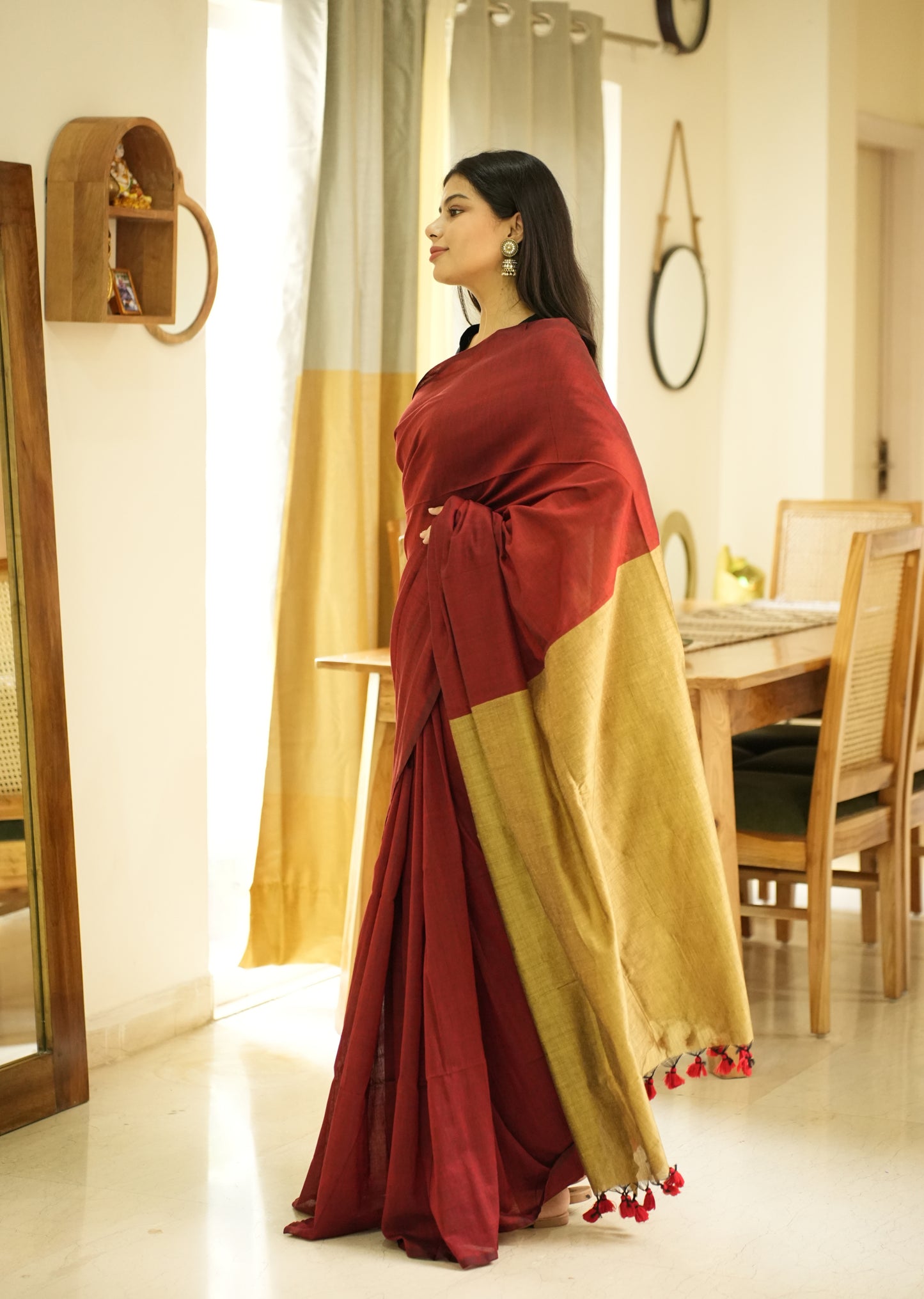 Sunset Trail – Red & Yellow Cotton Saree