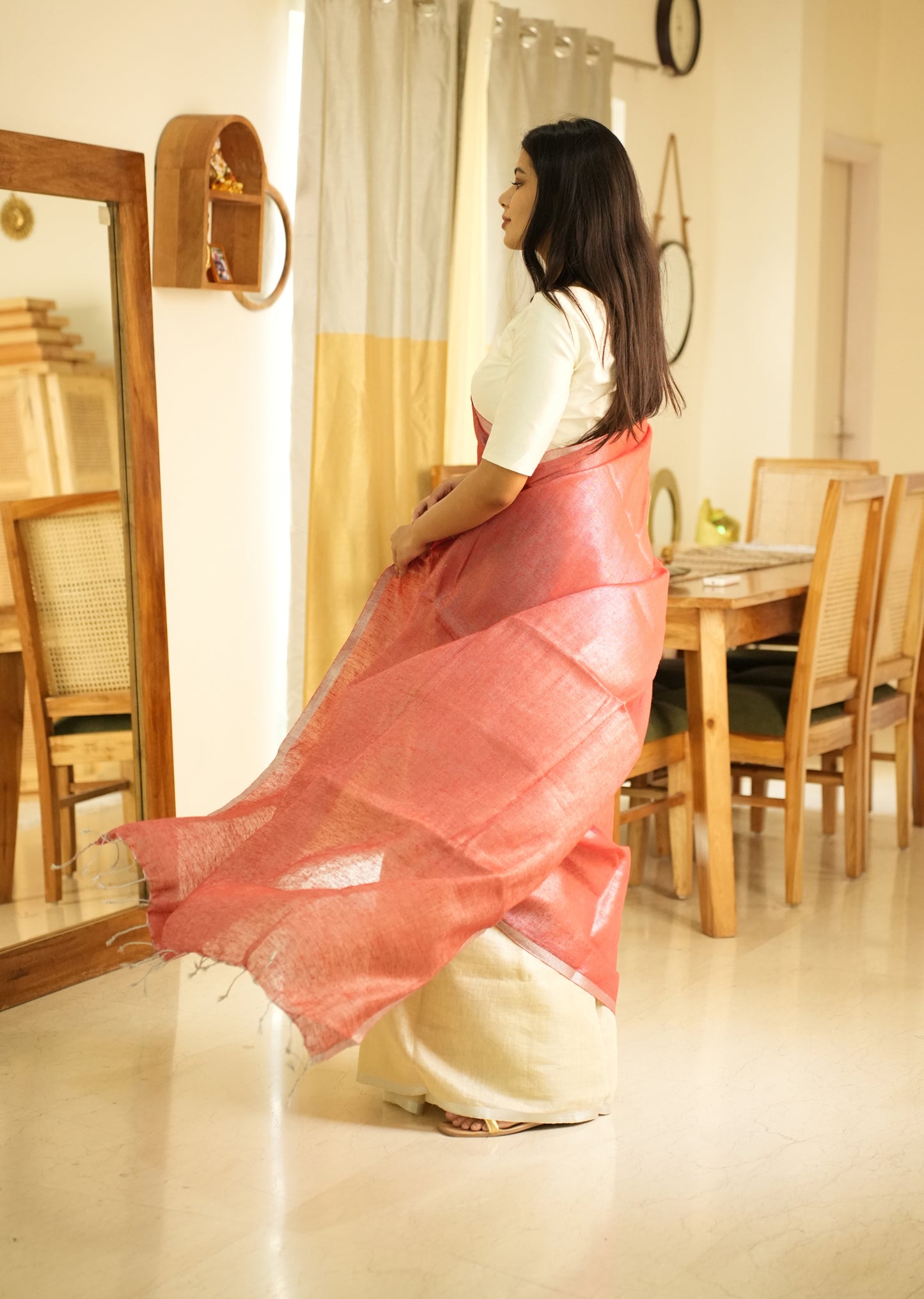 Rosé Whisper – Handcrafted Floral Linen Saree in Dual Tone