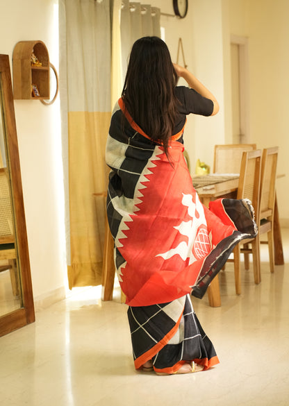 Udaya – Sunrise-Inspired Pure Silk Handpainted Saree