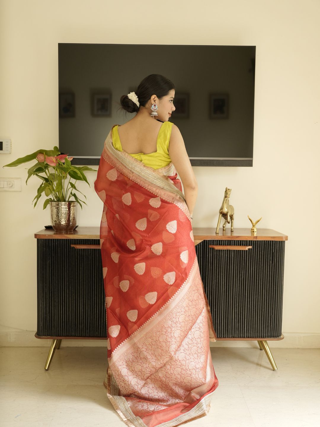 Red Banarasi Saree With Zari Border