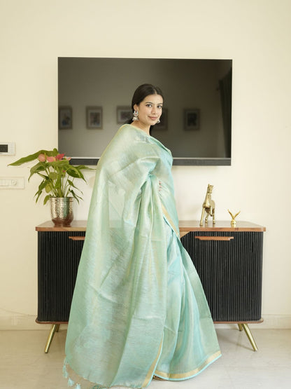 Green Tissue Linen Saree With Zari Border
