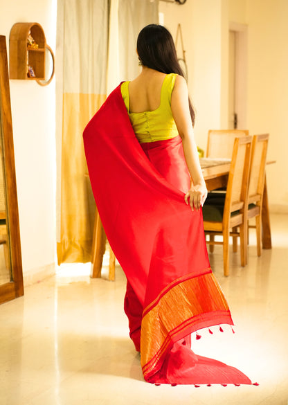 Crimson Glow – Red Silk Saree with Gold Zari Border