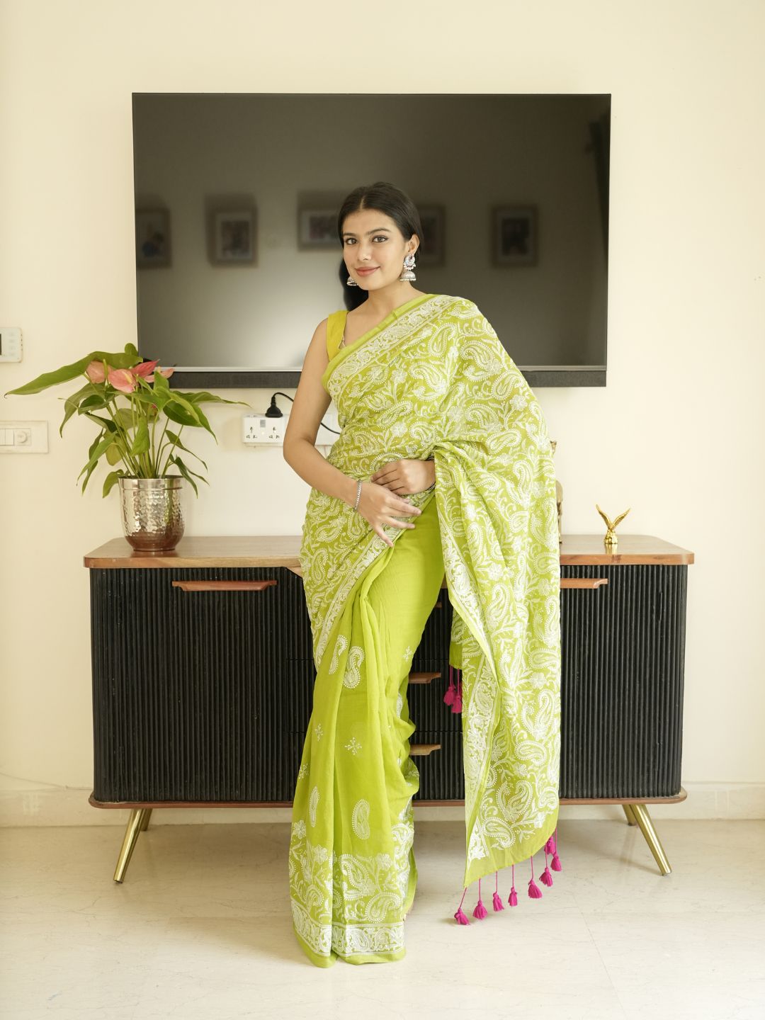 Green Mul-Cotton Chikankari Saree