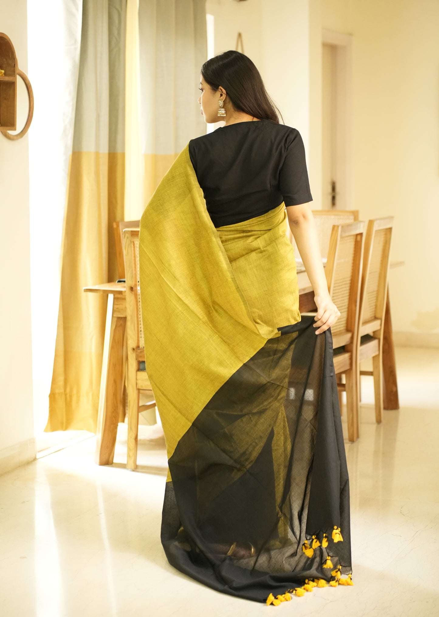 Forest Bloom – Green & Black Cotton Saree