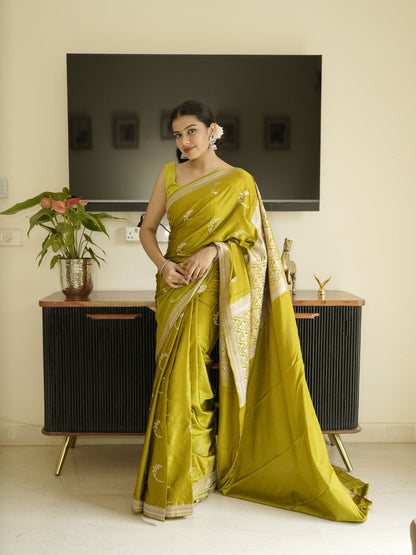 Green Banarasi Silk Saree With Zari Border