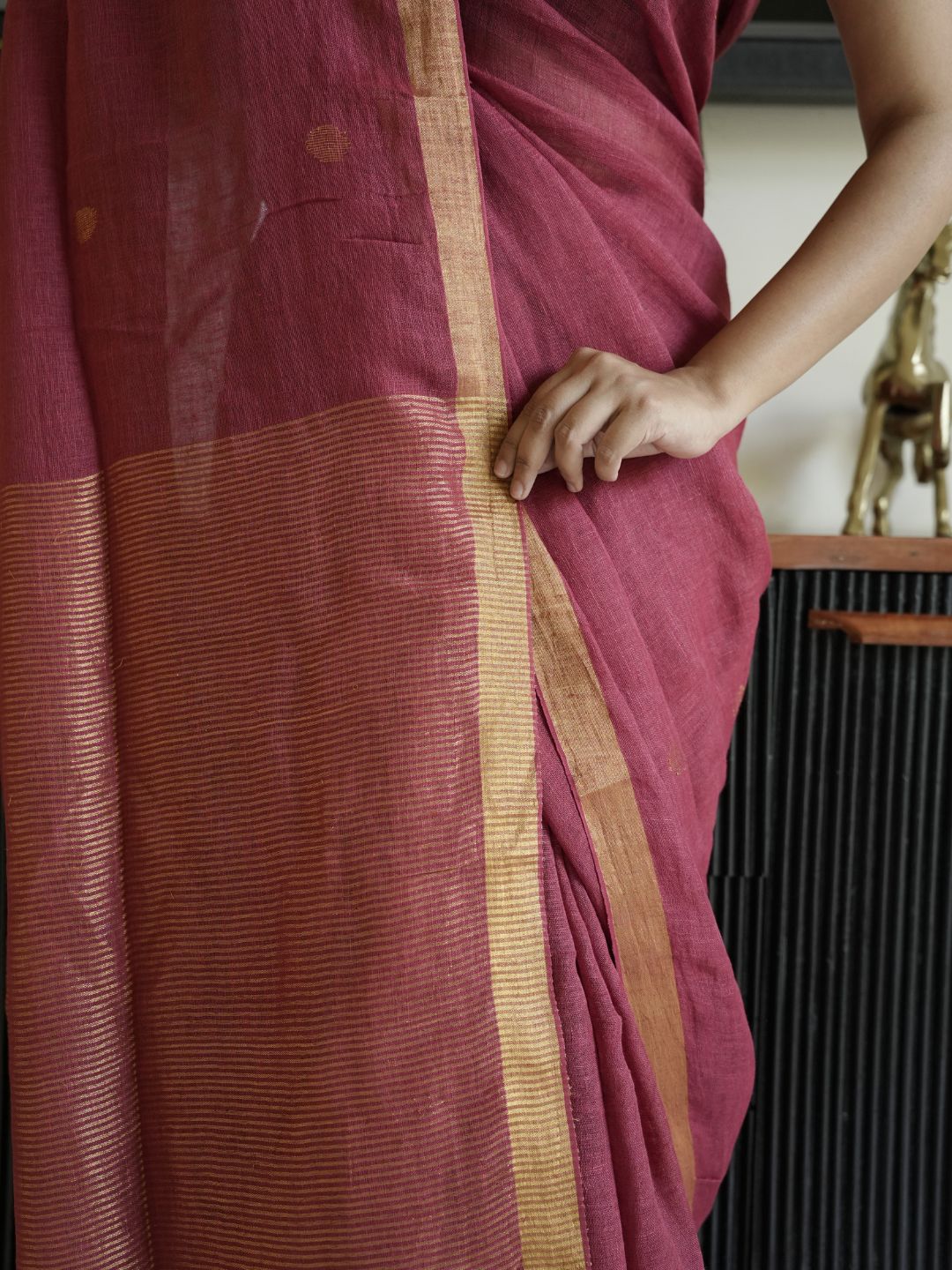 Red Linen Silk Saree With Zari Border