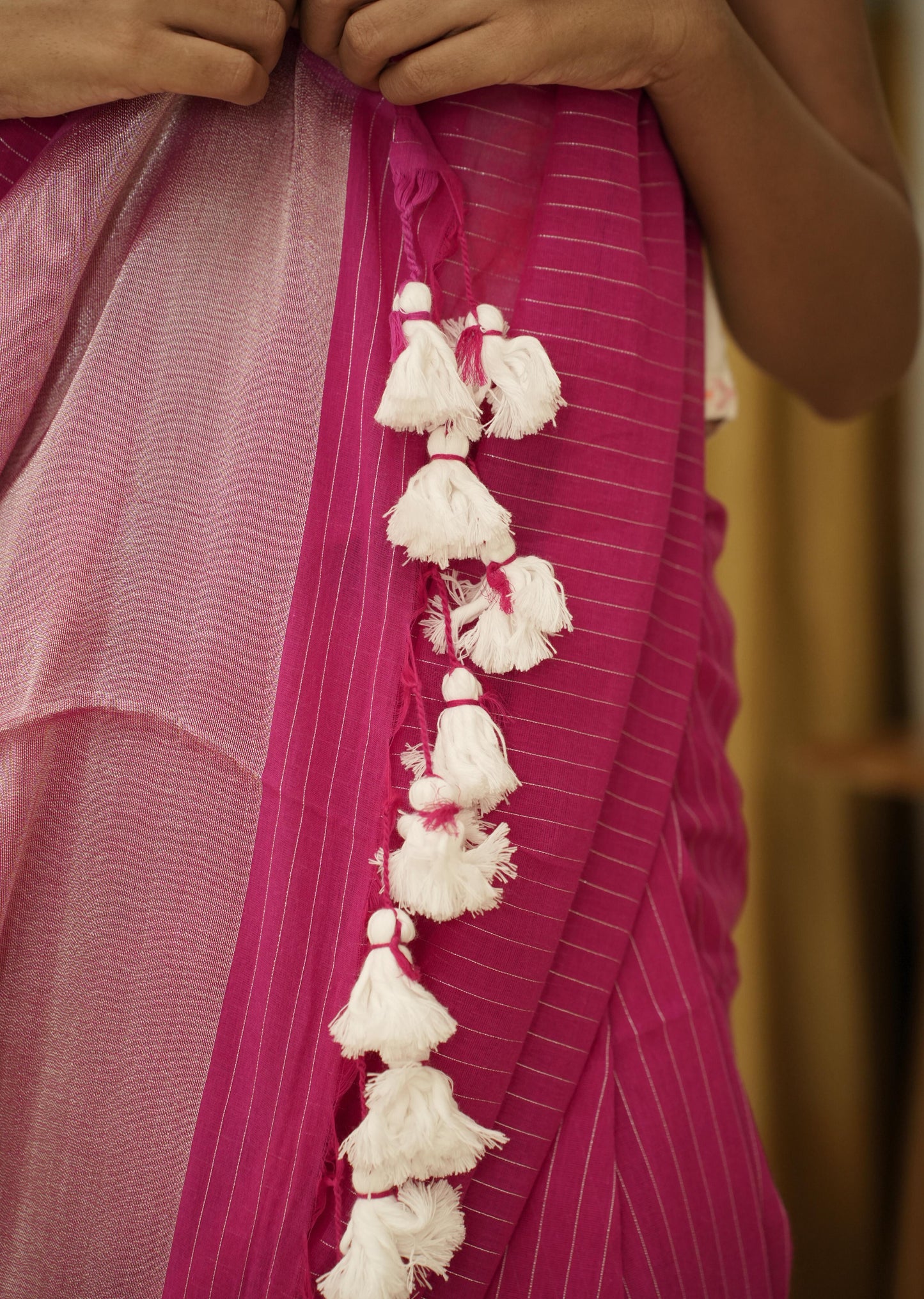 Gulabi Rhythm – Handwoven Pink Striped Mul Cotton Saree