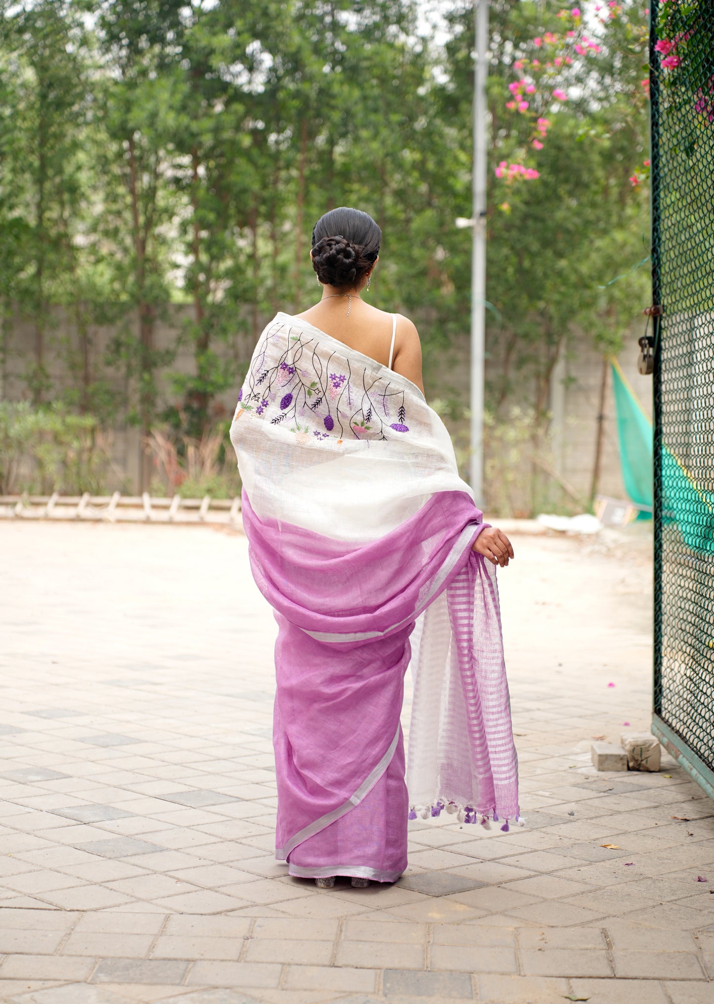 Lavender Whisper – Handwoven Linen Saree with Floral Embroidery