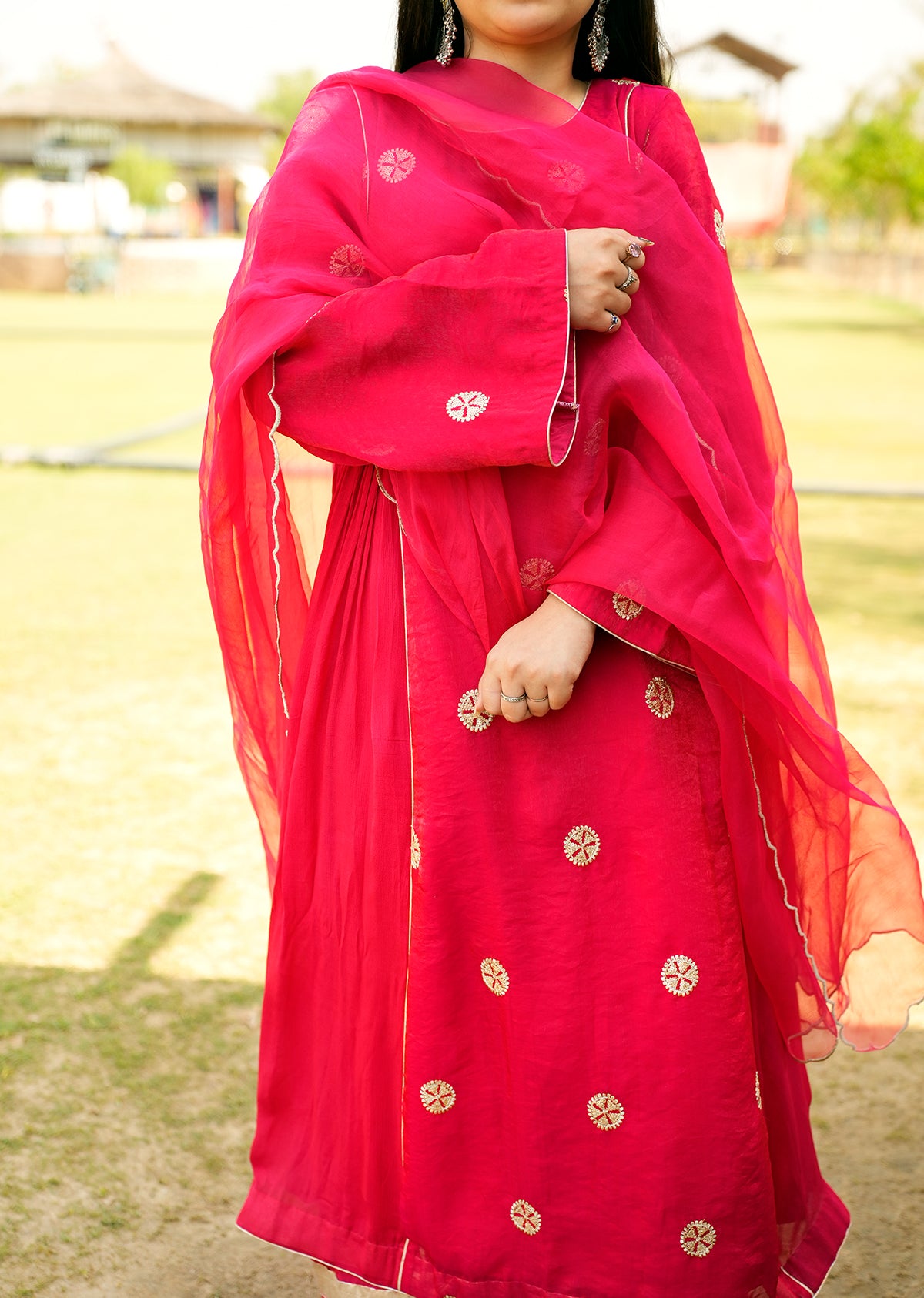 Glamorous Red Shimmer Kurta Set With Dupatta