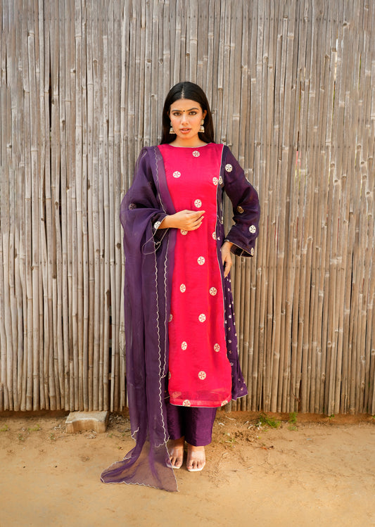 Red & Purple Shimmer Kurta Set – 2.0 Edition