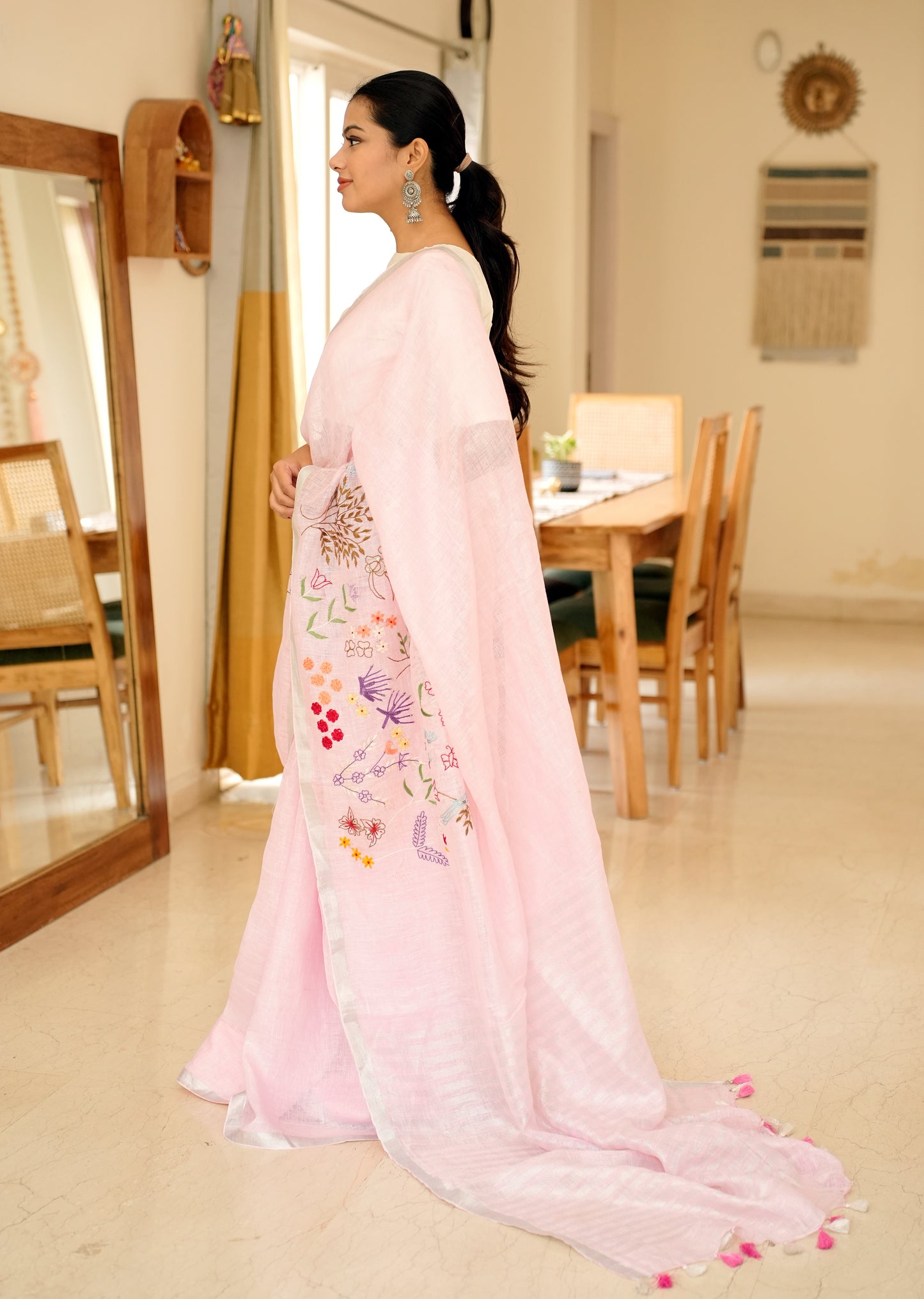 गुलाबो Linen Saree with Elegant Floral Hand Embroidery