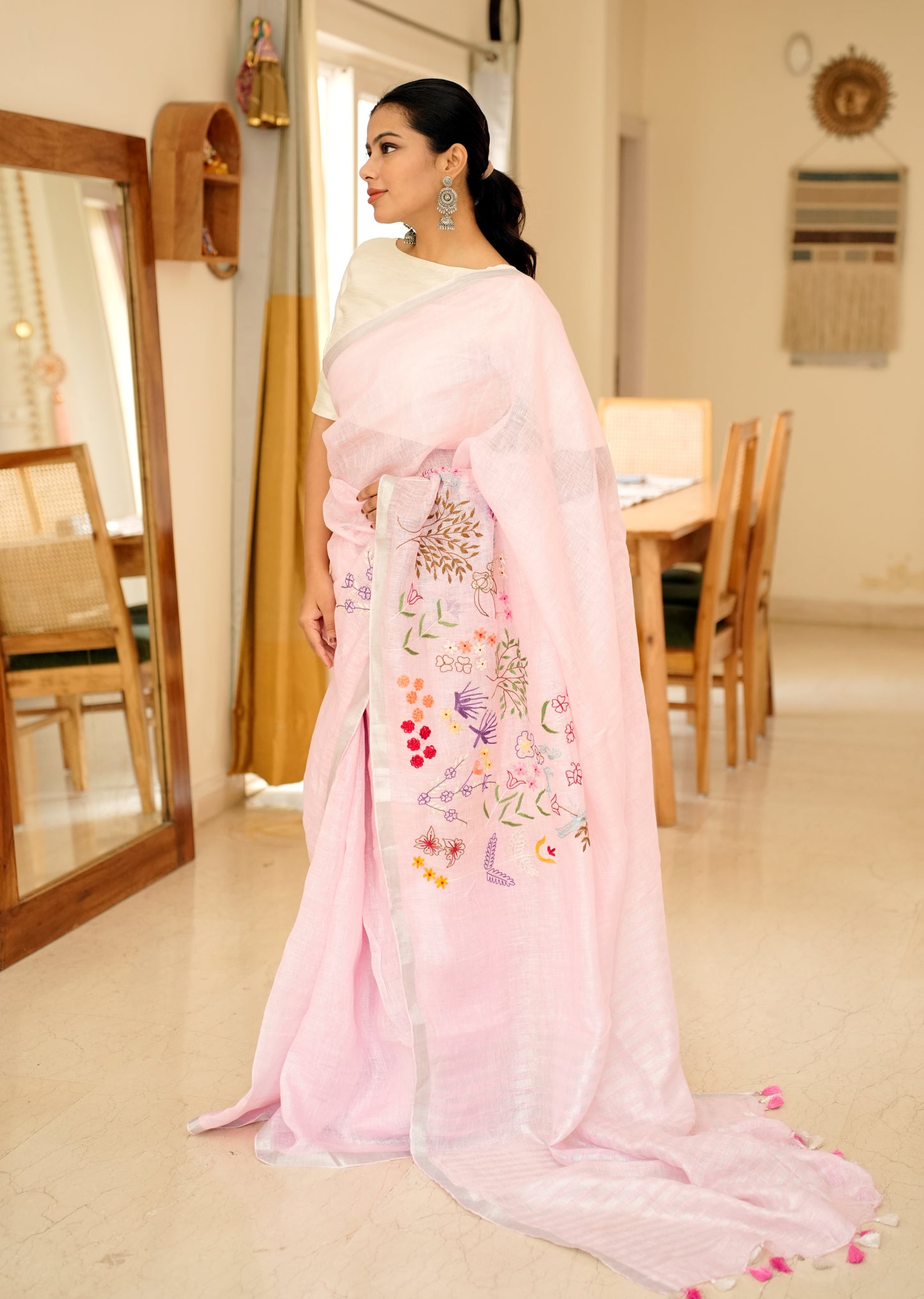 गुलाबो Linen Saree with Elegant Floral Hand Embroidery