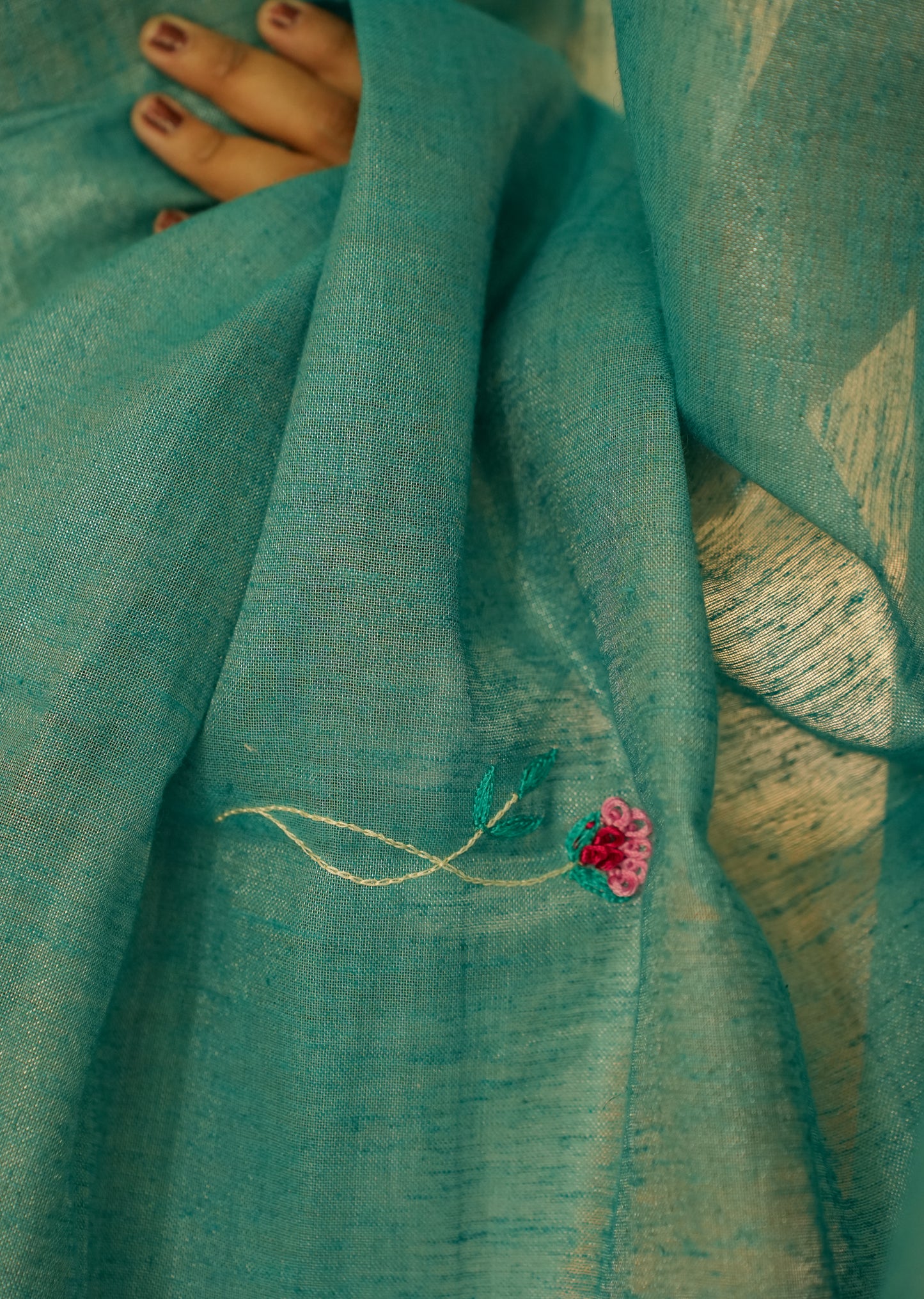 Aqua Whisper Handwoven Linen Saree