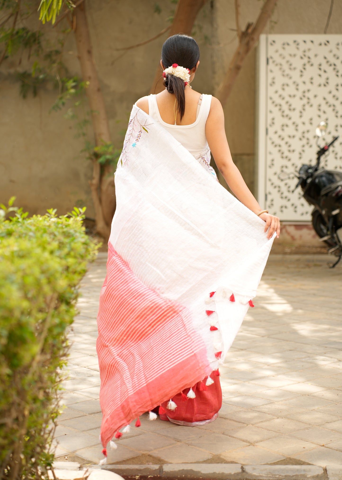 Red & White Blush Bloom Linen Saree With Hand Embroidery