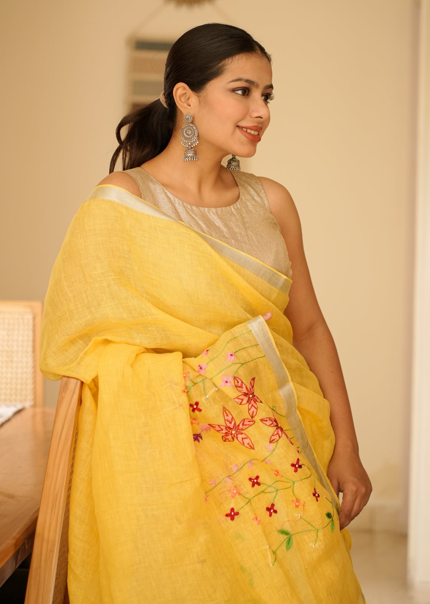 Golden Grace Hand-Embroidered Tissue Linen Saree