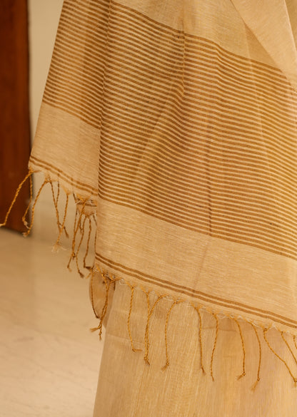 Sunehri – Handwoven Beige-Gold Tissue Linen Saree with Subtle Zari Highlights