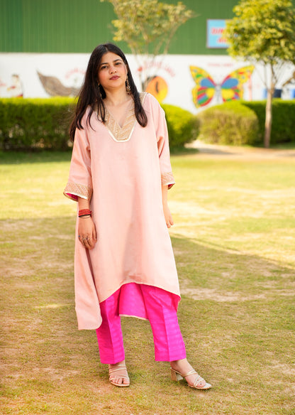 Chic Pink Kaftan Set with Pants