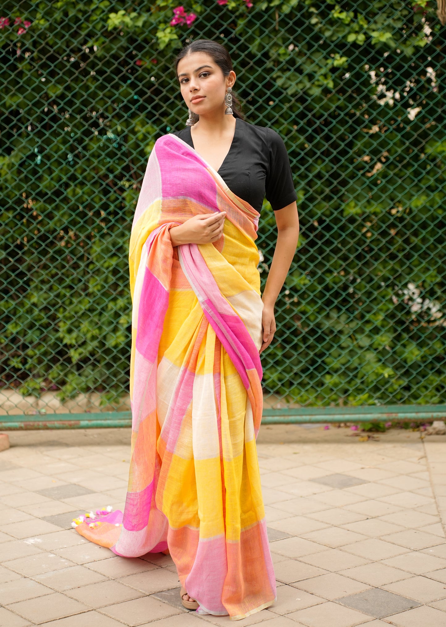नूर-ए-रंग Linen Saree in Pink, Orange & Yellow Tones