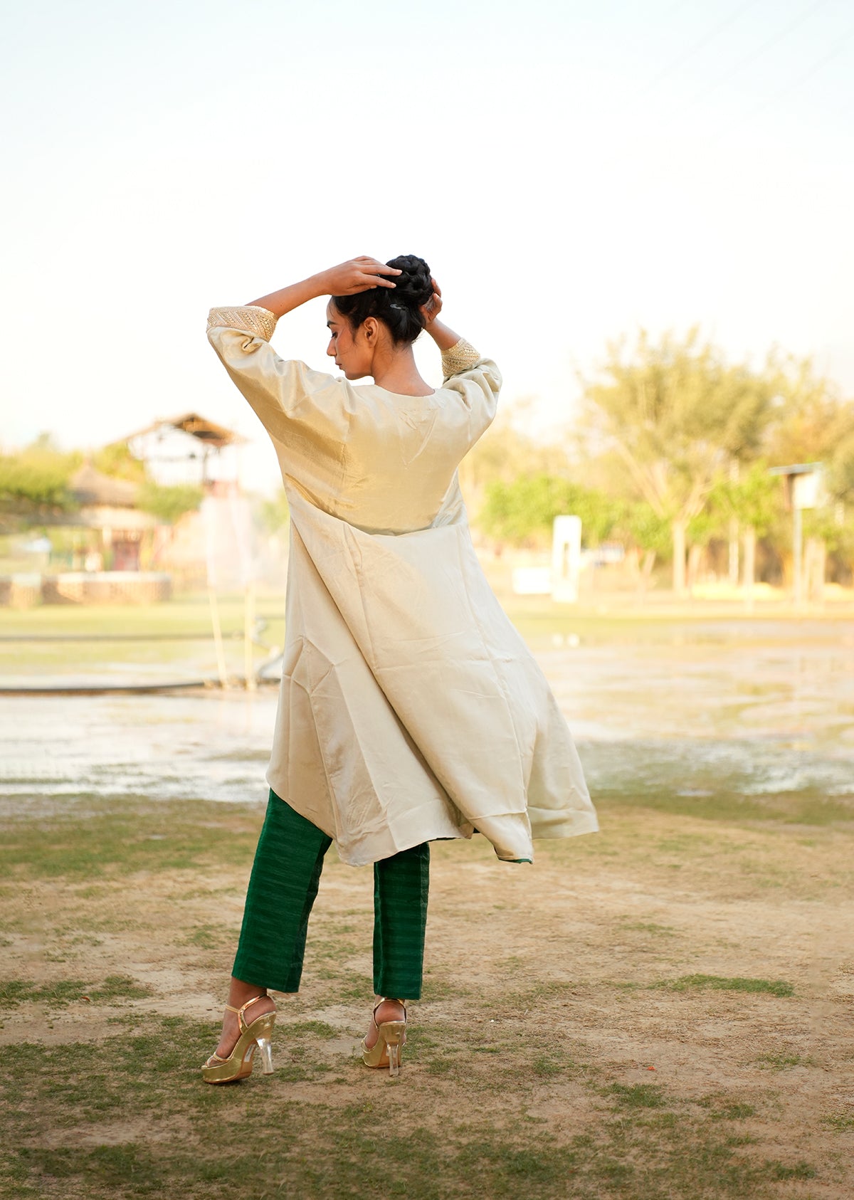 Green Kaftan Set with Pants – Breezy Elegance