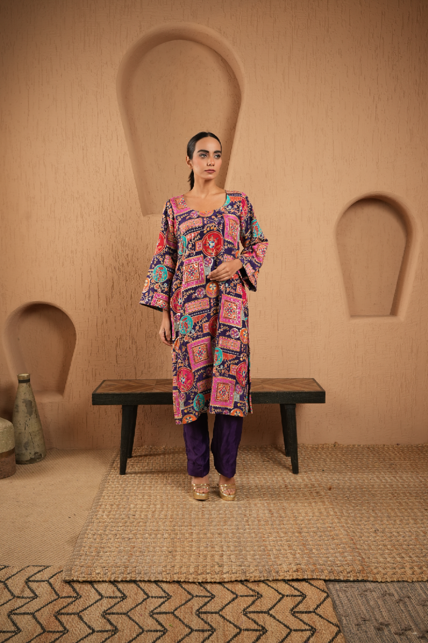 Royal Zari Ensemble Kurta With Pants