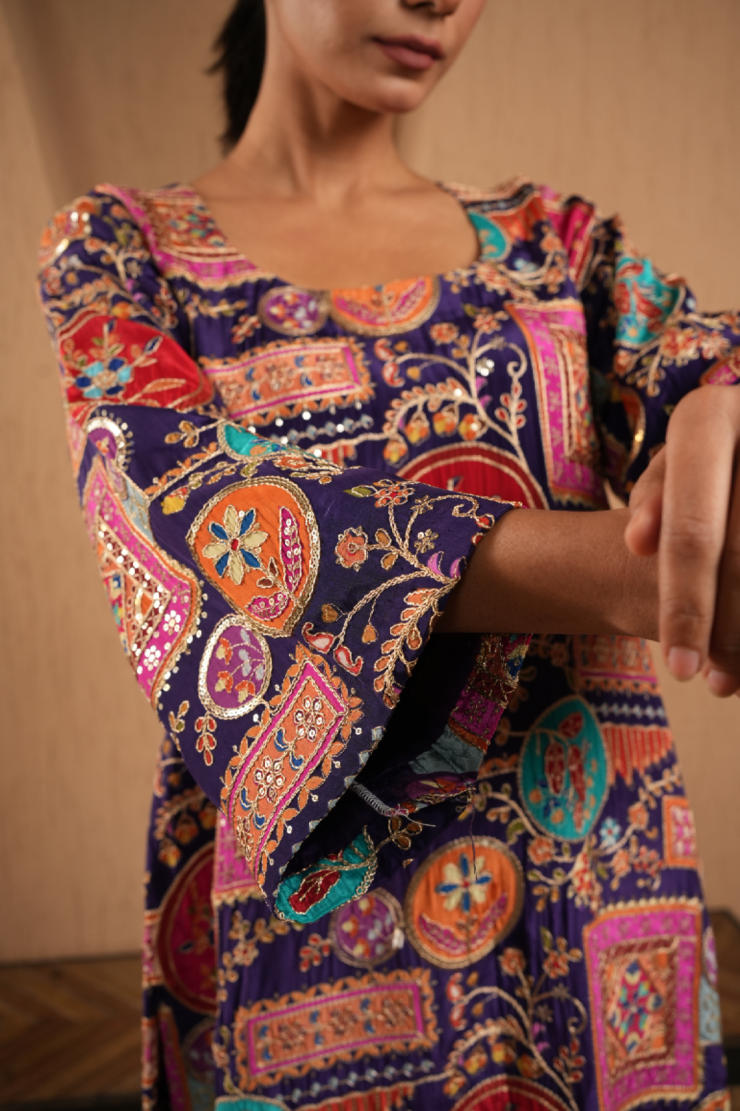 Royal Zari Ensemble Kurta With Pants