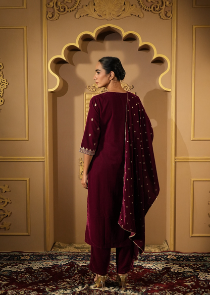 Maroon & Gold-Toned Velvet Kurta Set With Dupatta